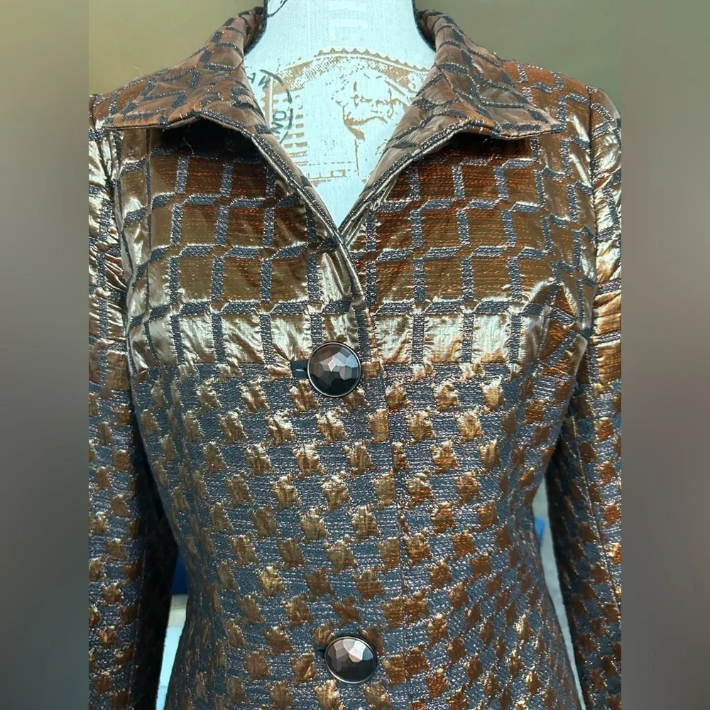 Carlisle NWOT Brown Fitted Button Up Coat Women’s US size 2 - Picture 2 of 11
